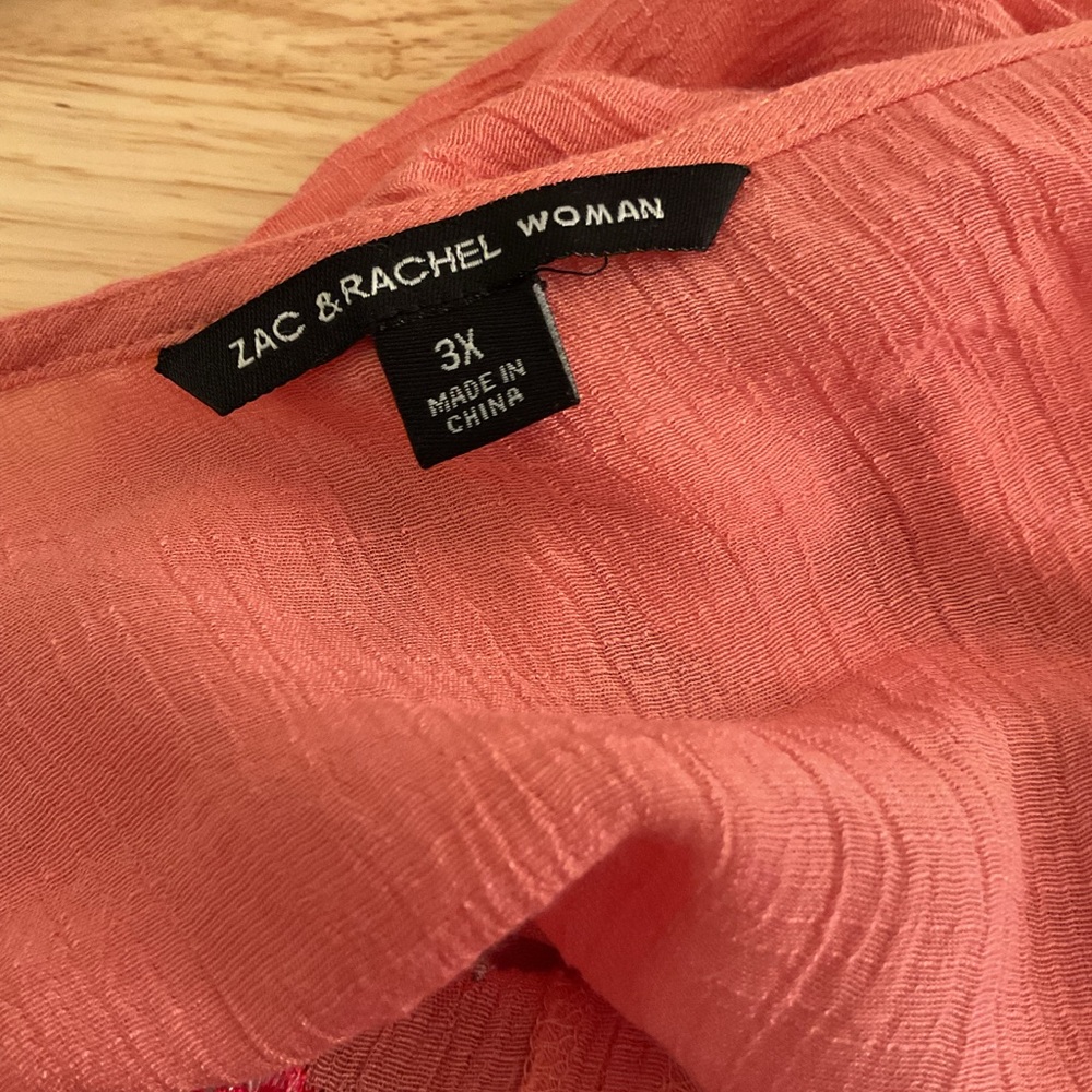 Zac & Rachel Women's Light & Airy Front Tie Boho Top 3X Plus Size - Picture 3 of 4